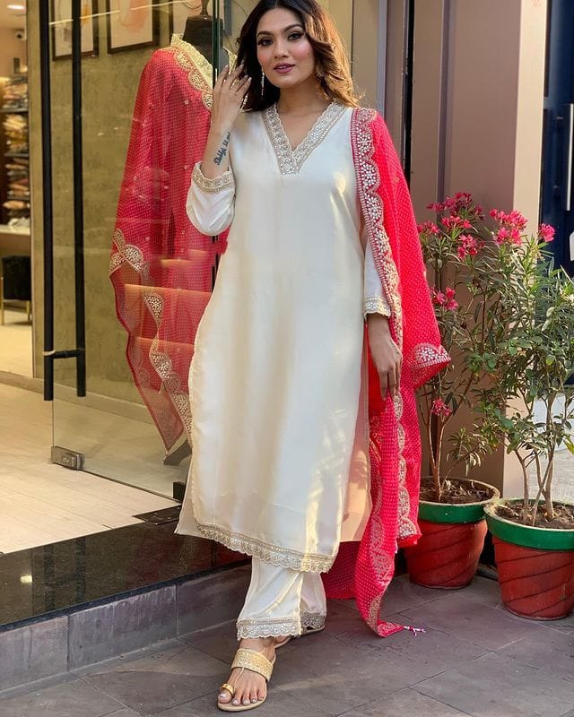 Ivory Embroidered Kurta Set with Pink Printed Dupatta